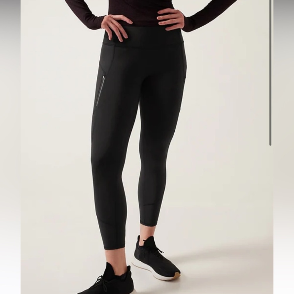 NWOT athleta rainier 7/8 tight leggings